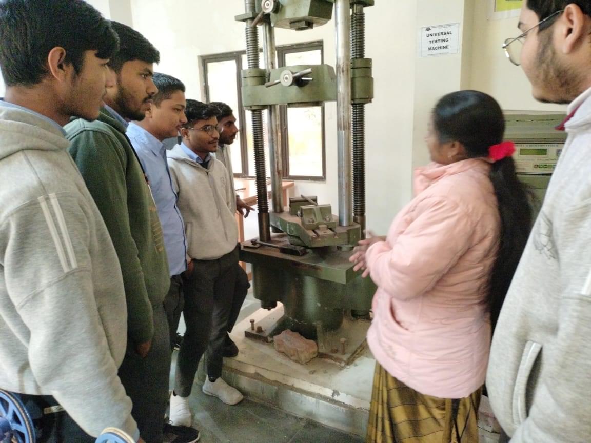 Eshan College of Engineering & Management Agra Labs photo 12